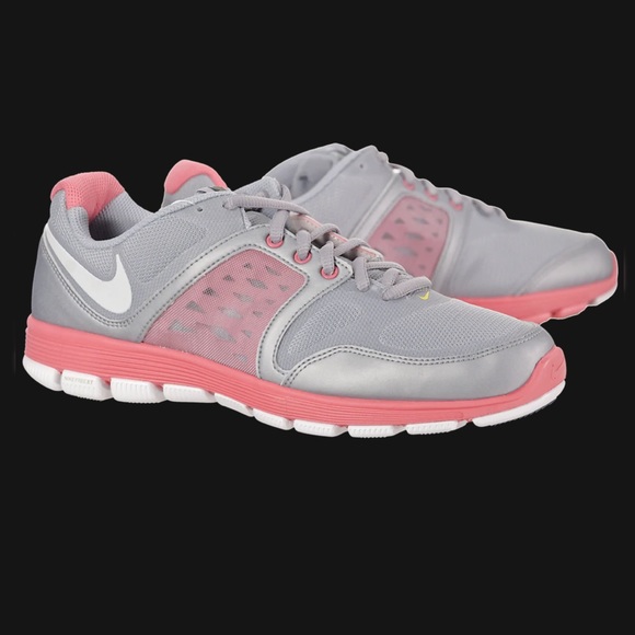 Nike Shoes - Nike Women's Free XT Motion Fit+
